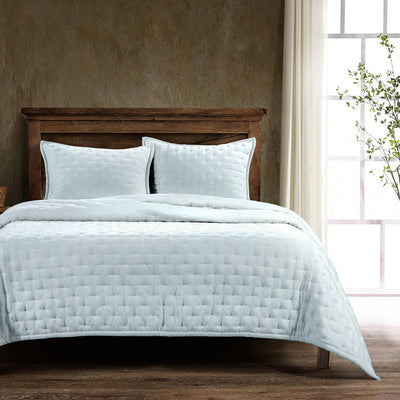 Princess Blue Faux Silk Velvet Quilt